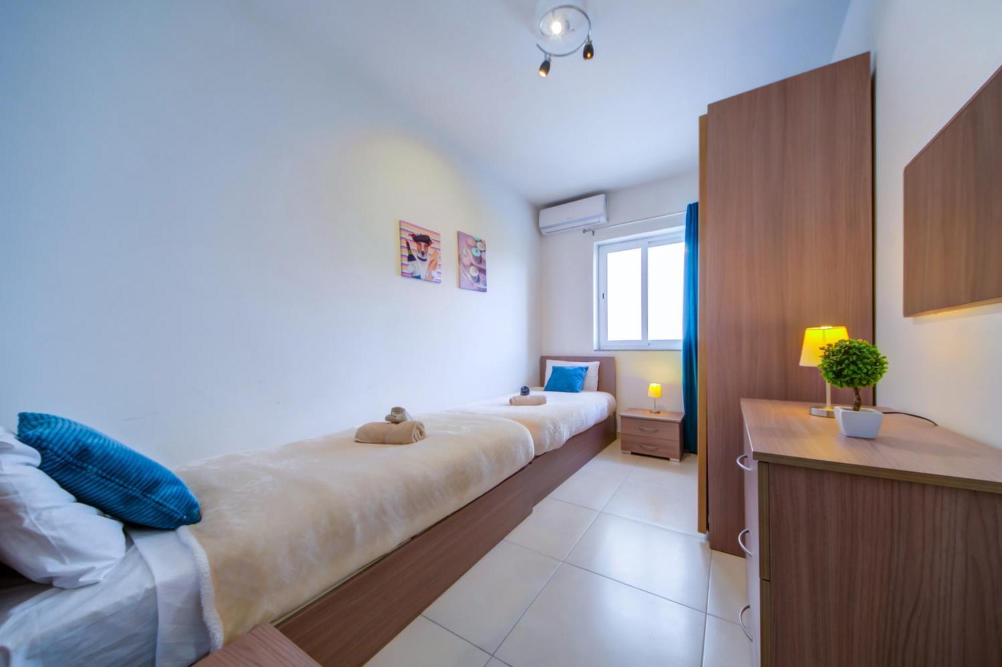 Stylish 2Br Apt With Balconies In St Julians, Paceville - Apt 6 By Vaganza سانت جوليان المظهر الخارجي الصورة