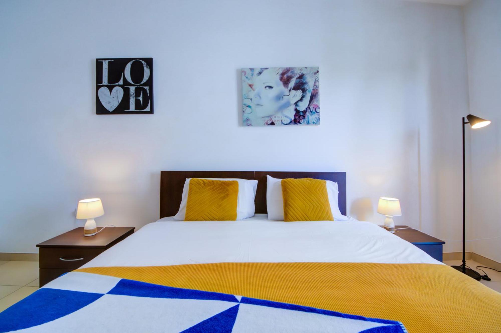 Stylish 2Br Apt With Balconies In St Julians, Paceville - Apt 6 By Vaganza سانت جوليان المظهر الخارجي الصورة