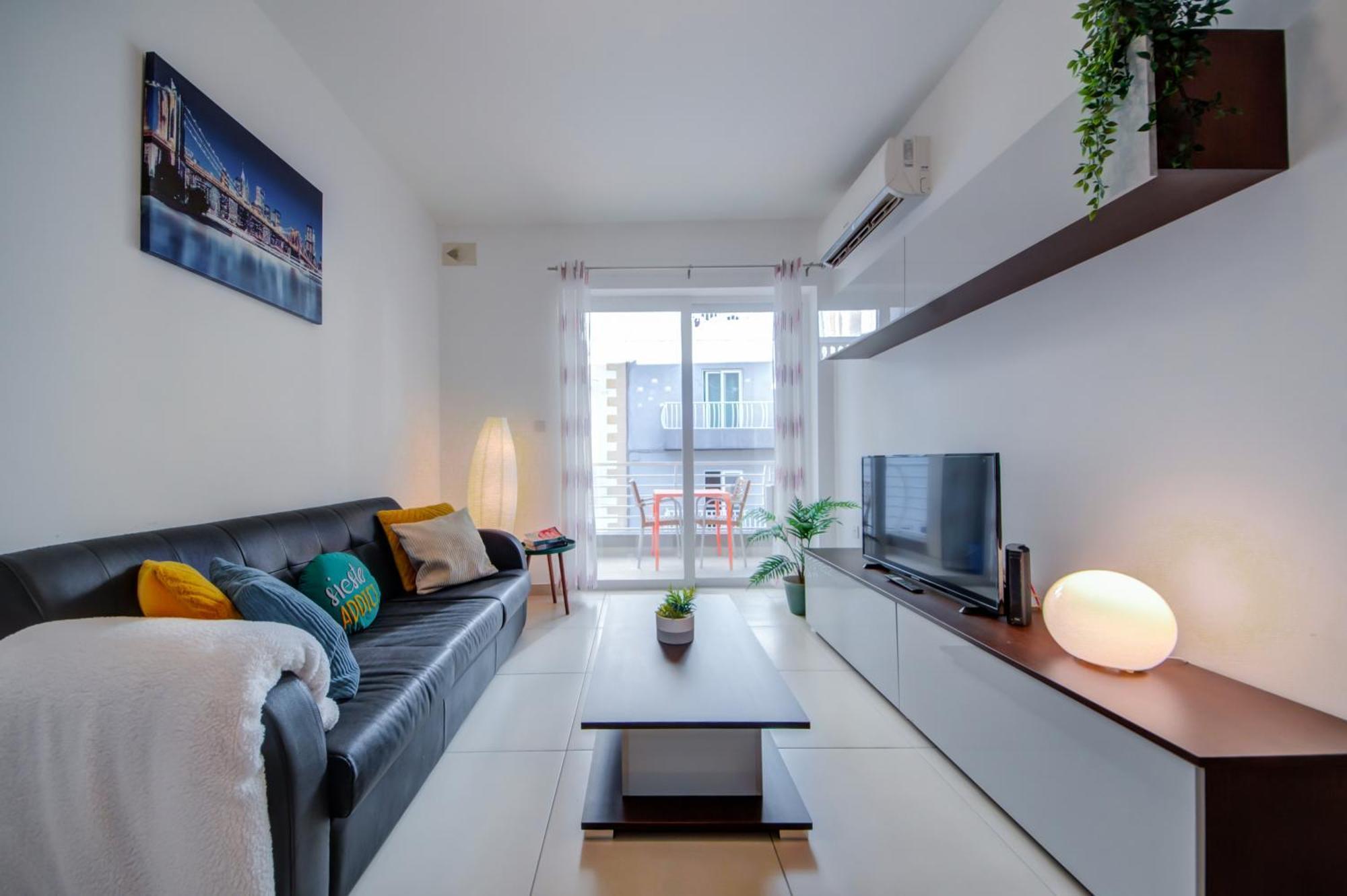Stylish 2Br Apt With Balconies In St Julians, Paceville - Apt 6 By Vaganza سانت جوليان المظهر الخارجي الصورة